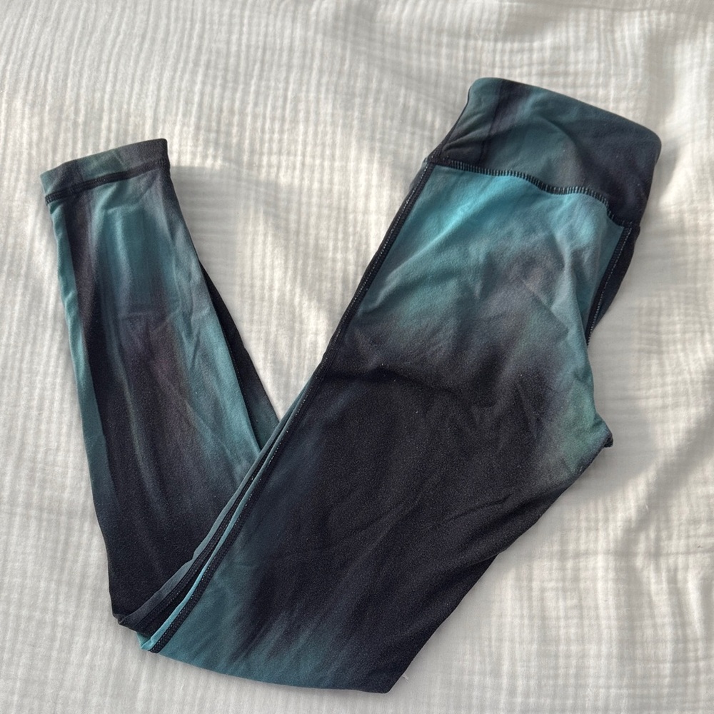 Blue and Black Gradient Leggings